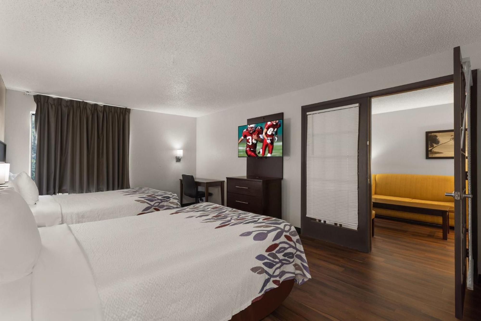 פולר Red Roof Inn & Suites Savannah Airport מראה חיצוני תמונה